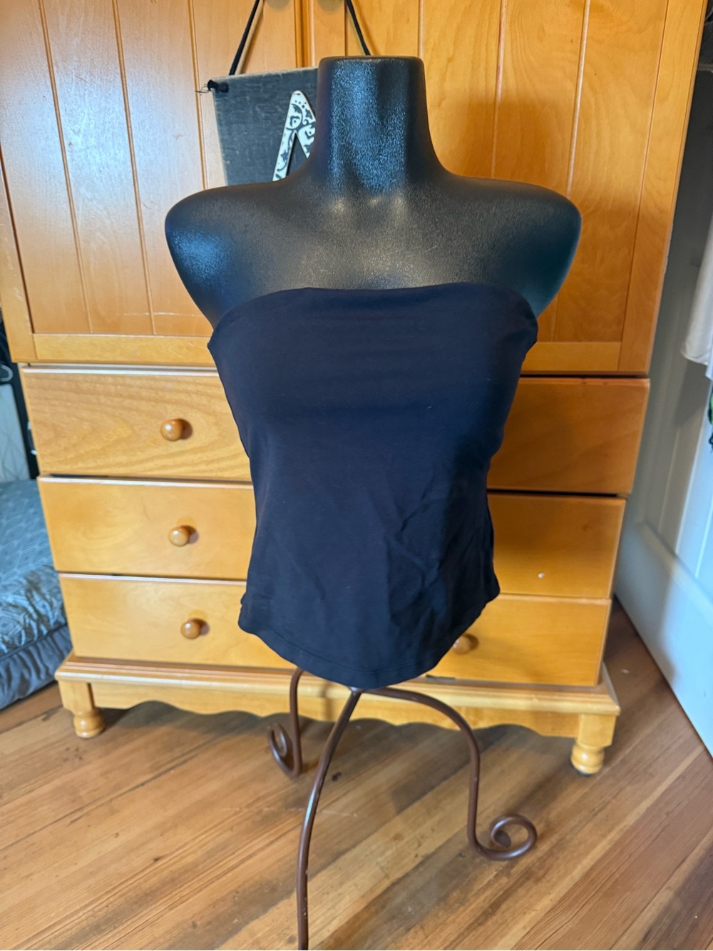 Athletic Works Black Strapless tube Top w/ Built-In Bra – M (8–10)